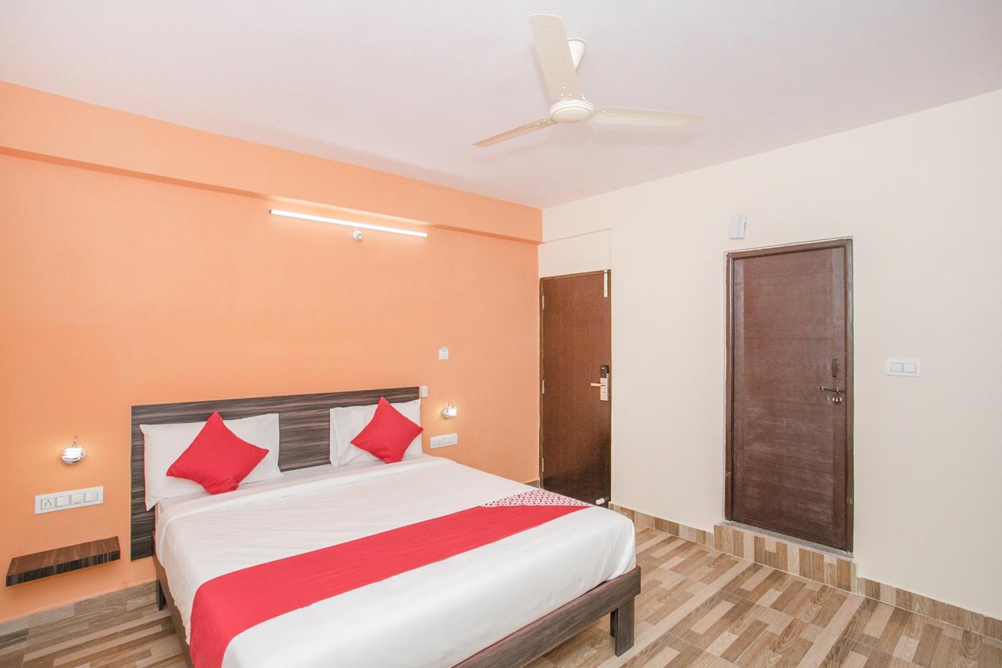 Oyo Hotel Pmr Near Ascendas Park Square Mall Bangalore Luaran gambar